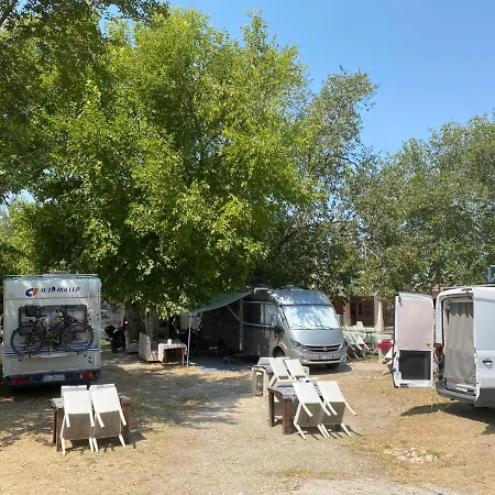 Royal Garden Camping Campsite *